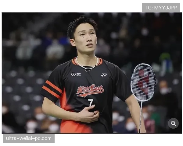 桃田贤斗训练完直接睡球场，这人是真不拿自己当人啊